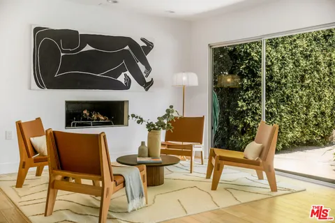 $2,495,000 | 2700 Carmar Drive, Los Angeles, CA 90046