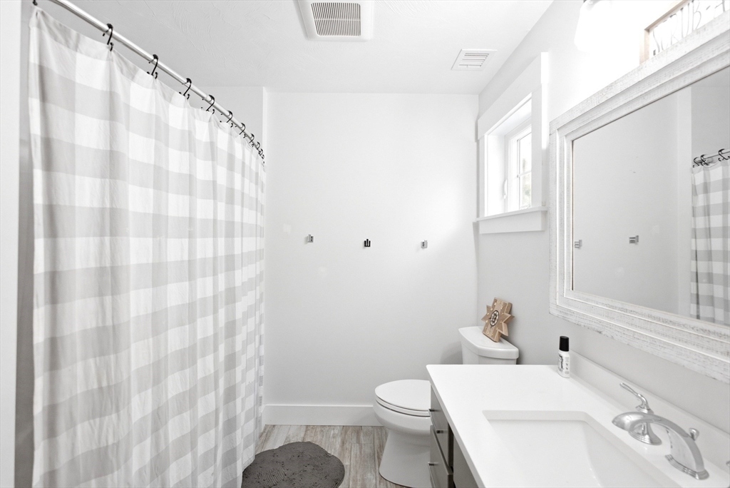 3 Trinity Circle Bridgewater, MA 02324 - Photo 33 of 42