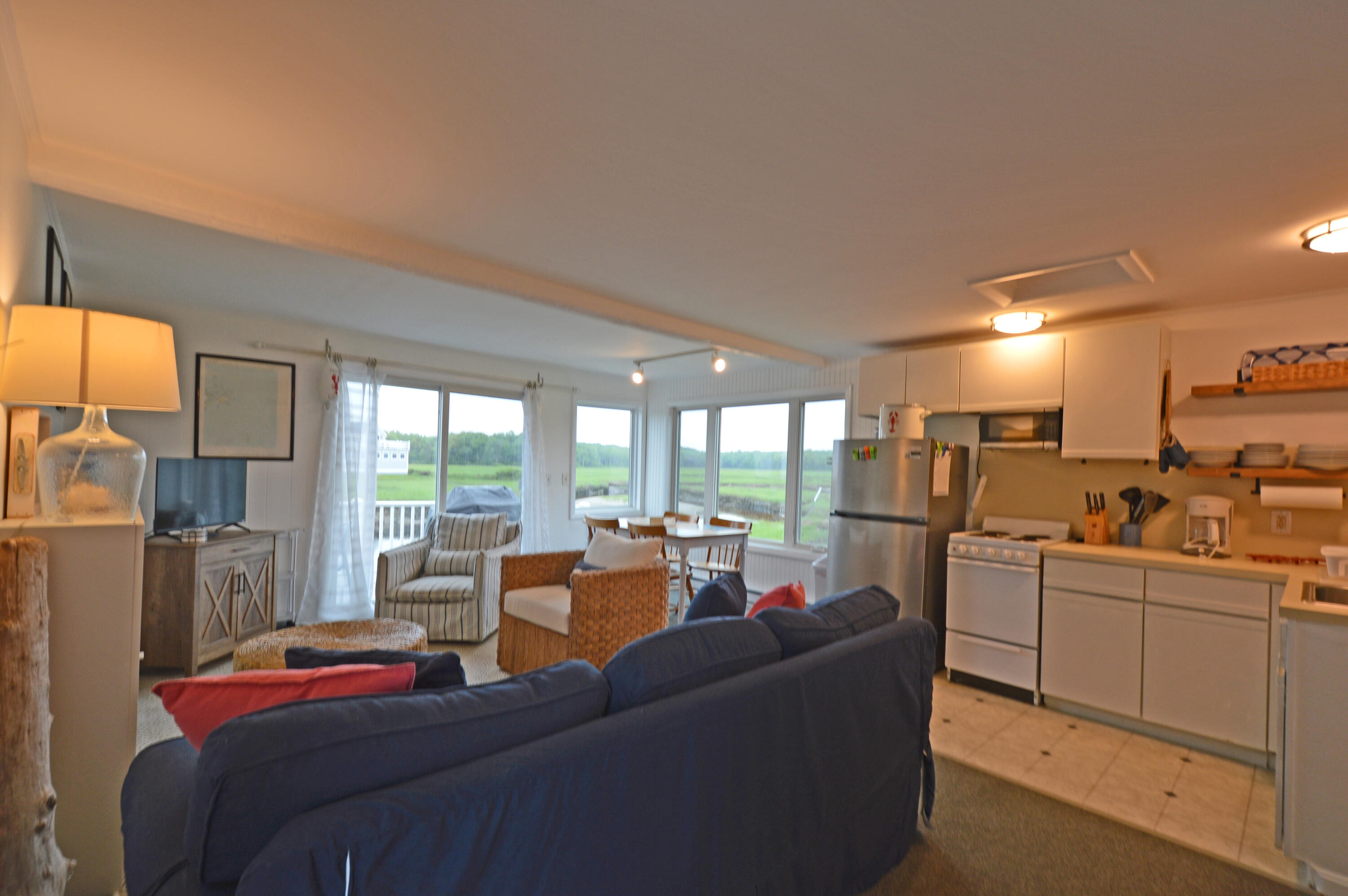 5 Dyke Road, Unit G Kennebunkport, ME 04046 - Photo 4 of 18 Witlen_Whole_Room
