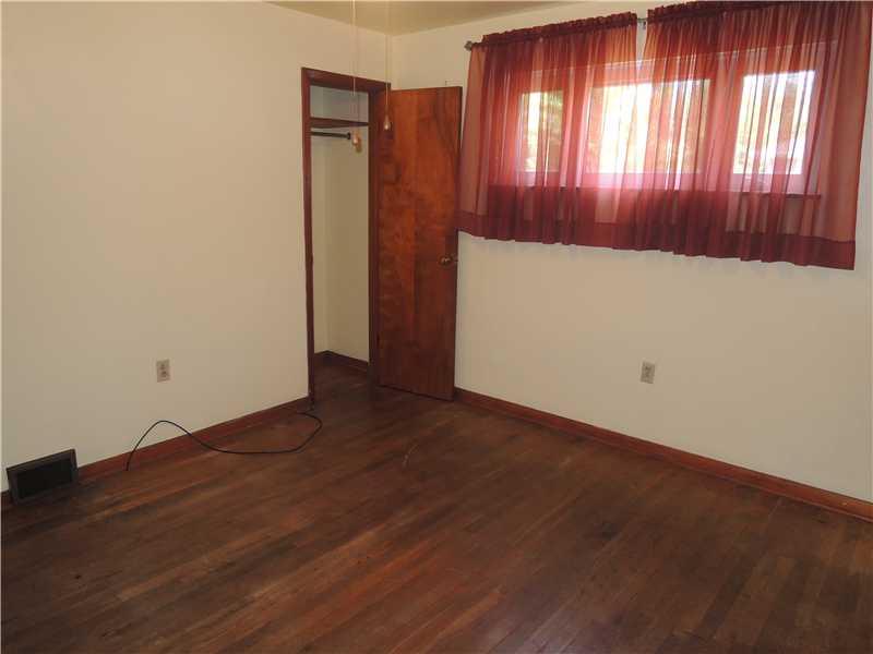 11 River Road Plum, PA 15068 - Photo 8 of 16 Master Bedroom.