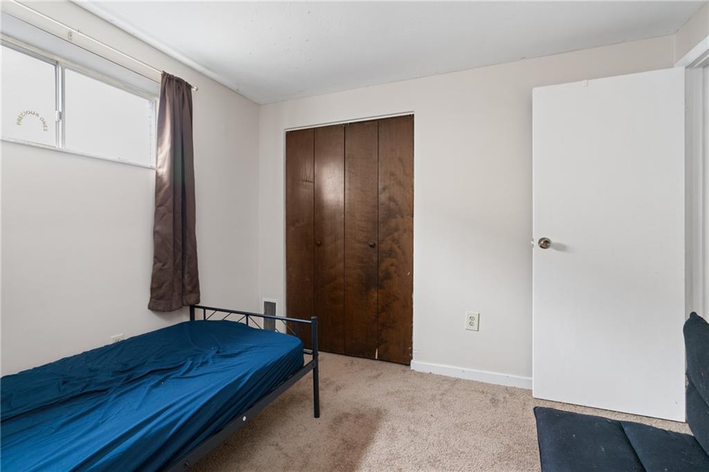 2021 Mt Troy Road Pittsburgh, PA 15212 - Photo 11 of 38