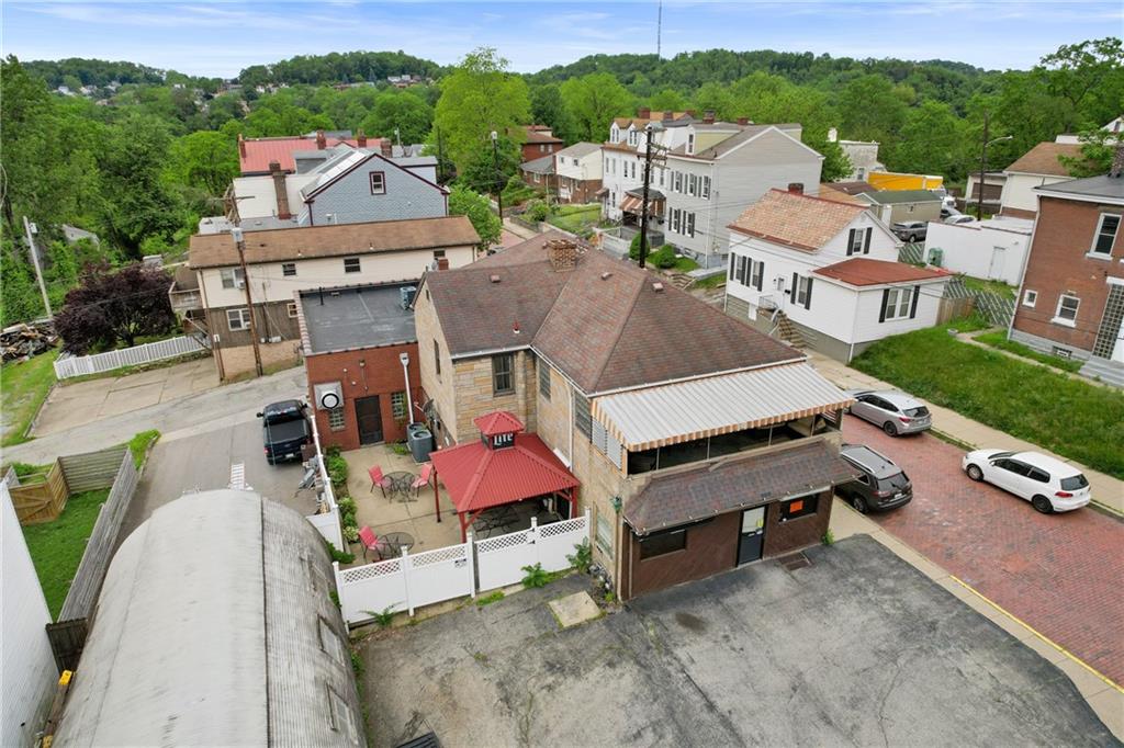 2021 Mt Troy Road Pittsburgh, PA 15212 - Photo 2 of 38