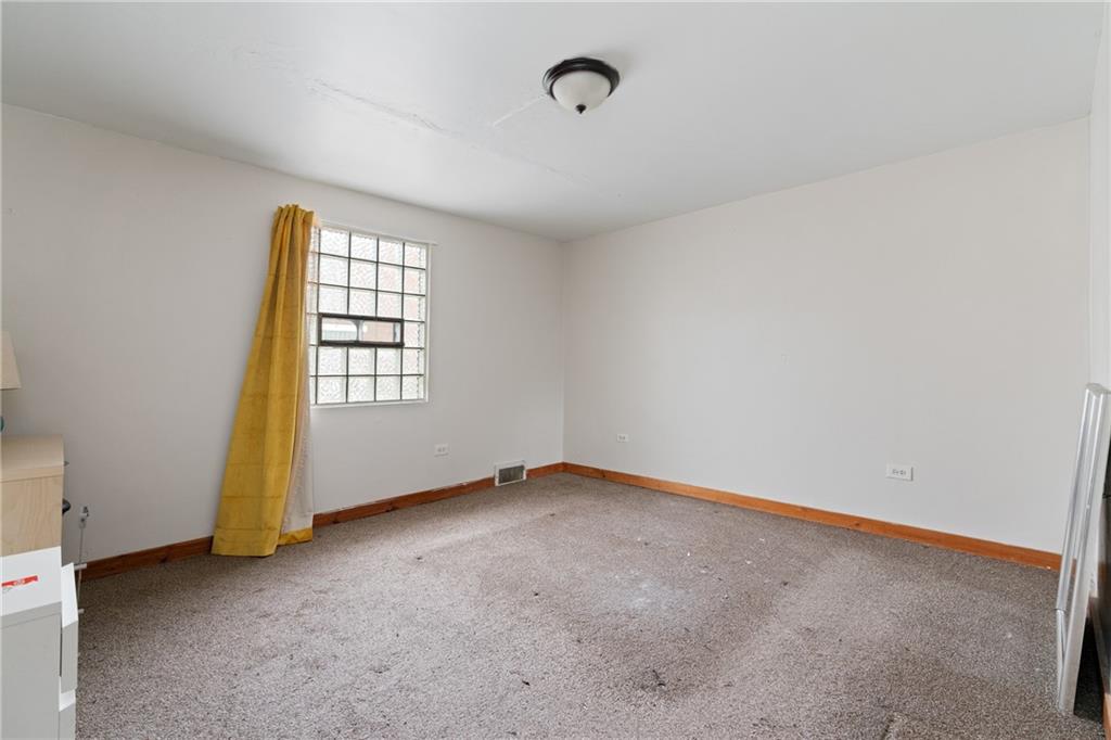 2021 Mt Troy Road Pittsburgh, PA 15212 - Photo 22 of 38