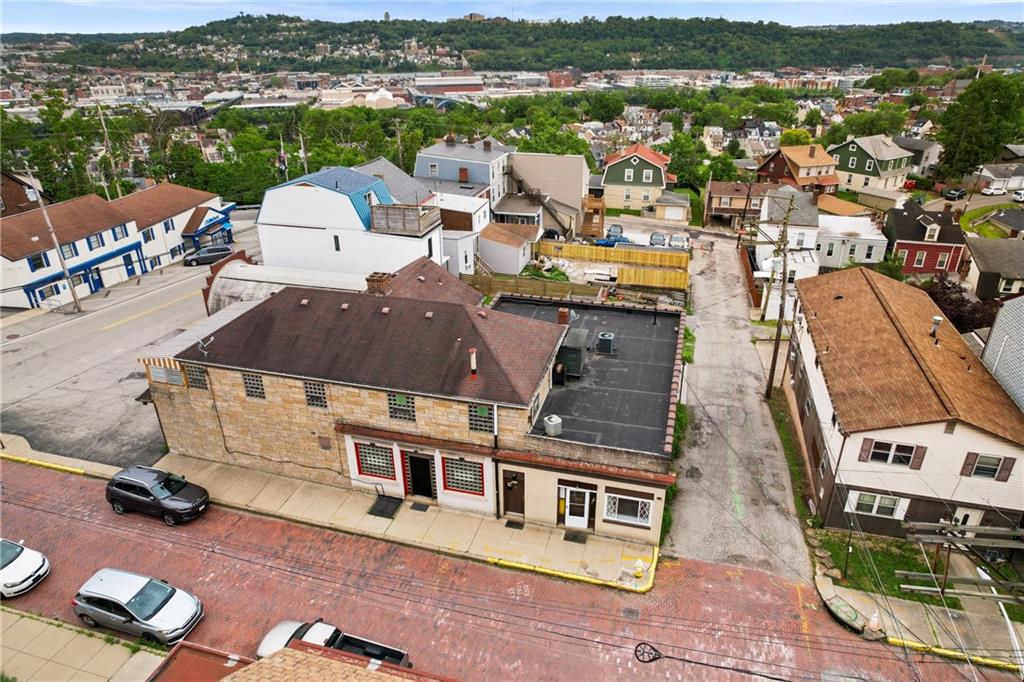 2021 Mt Troy Road Pittsburgh, PA 15212 - Photo 3 of 38