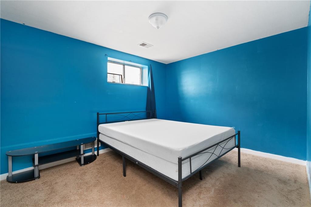 2021 Mt Troy Road Pittsburgh, PA 15212 - Photo 8 of 38