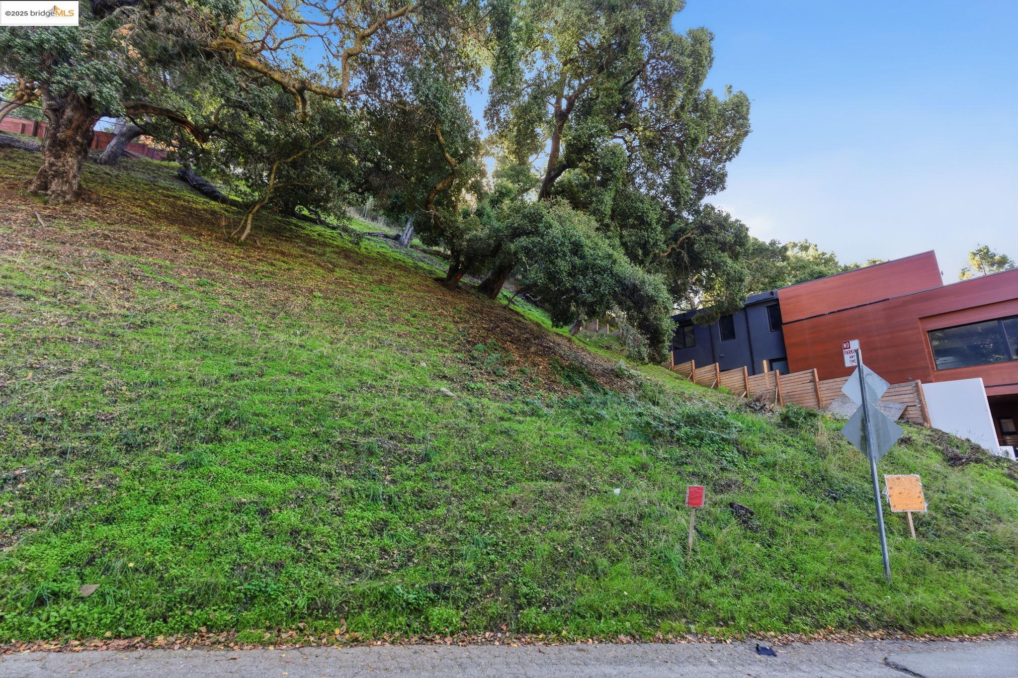 0 Ruthland Road Oakland, CA 94611 - Photo 11 of 19 a view of a yard in front of the house