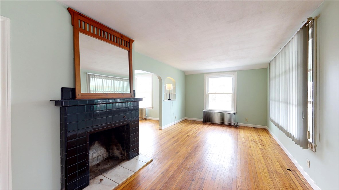 179 Riverside Avenue Warwick, RI 02889 - Photo 4 of 19