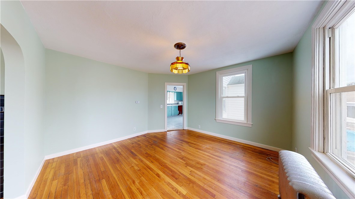 179 Riverside Avenue Warwick, RI 02889 - Photo 5 of 19