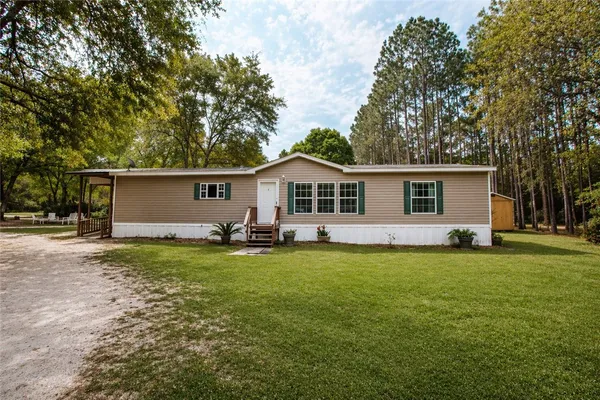 $389,900 | 245 Ravenwood Road, Waynesville, GA 31566