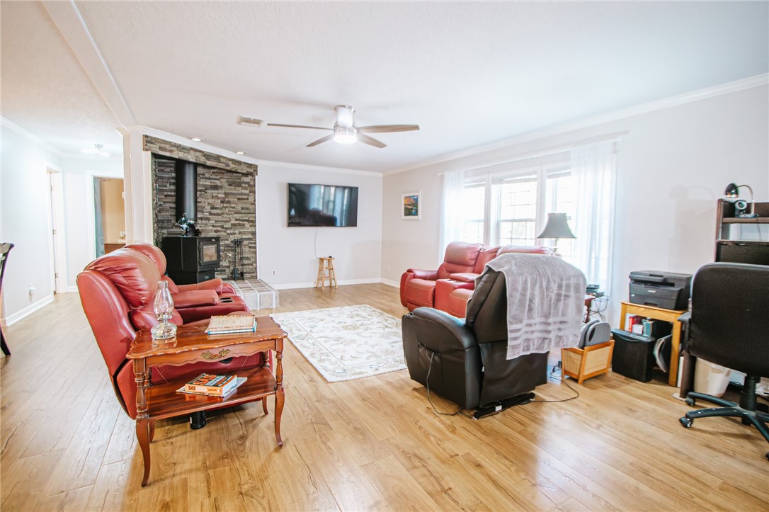 245 Ravenwood Road Waynesville, GA 31566 - Photo 5 of 45