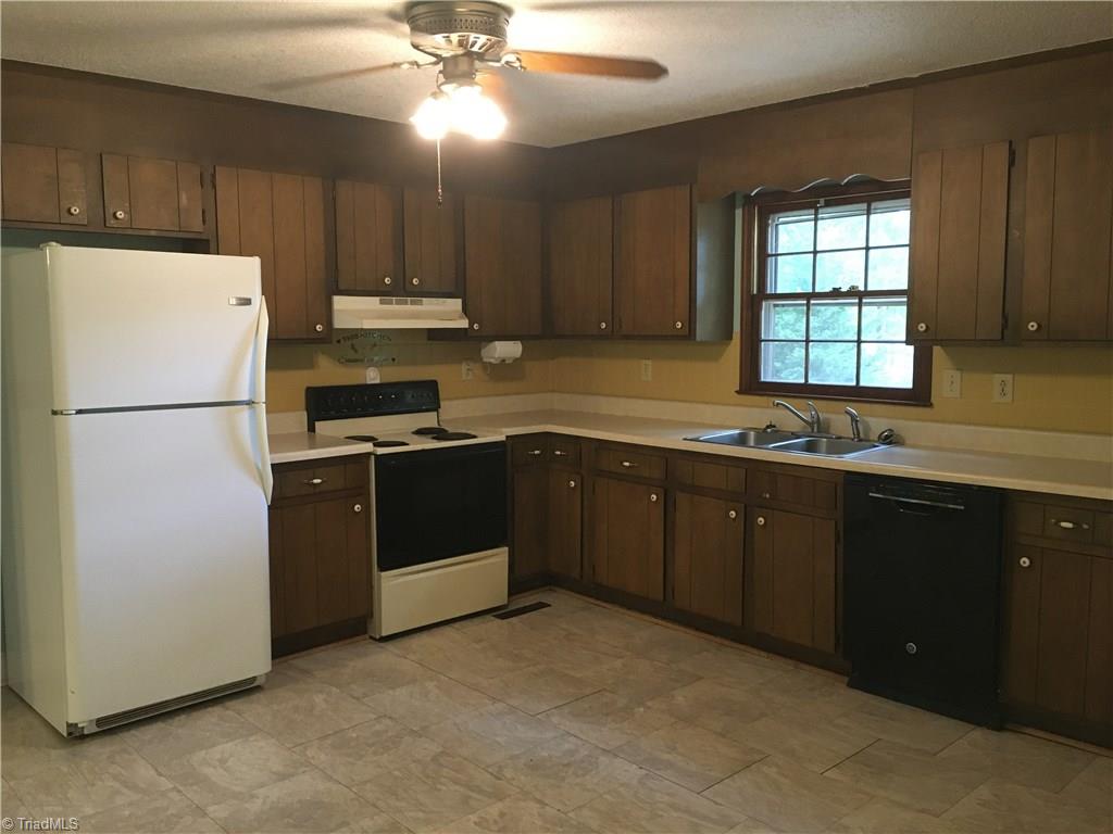 141 Laura Road Madison, NC 27025 - Photo 12 of 29 Gallery Image 12