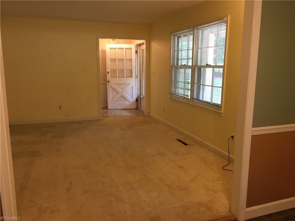 141 Laura Road Madison, NC 27025 - Photo 4 of 29 Gallery Image 4