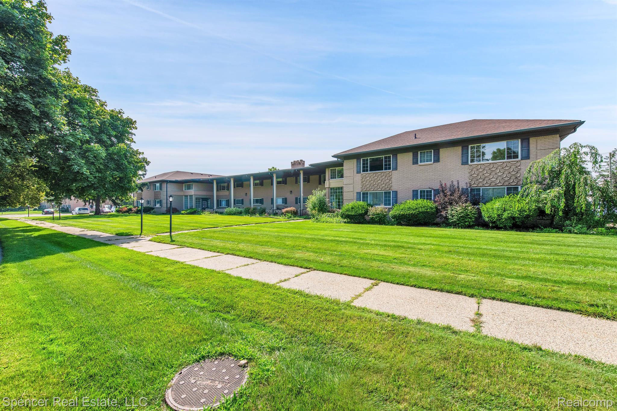 2311 Walton Blvd., Unit 29 Rochester, MI 48309 - Photo 19 of 21 Building