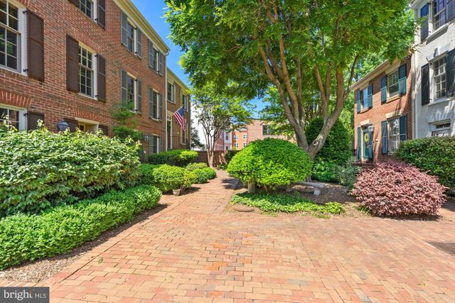 $497,700 | 418 1/2 North St Asaph Street, Alexandria, VA 22314