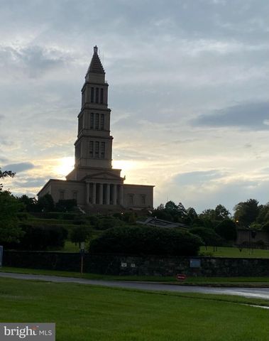 $497,700 | 418 1/2 North St Asaph Street, Alexandria, VA 22314