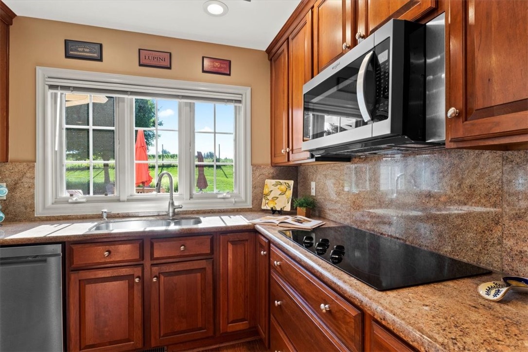 12 Vineyard Hill Perinton, NY 14450 - Photo 13 of 50