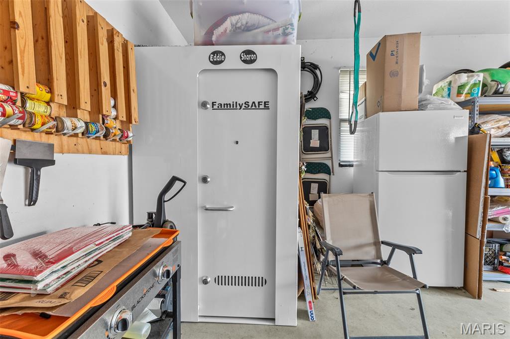 102 Laura Street Farmington, MO 63640 - Photo 13 of 23