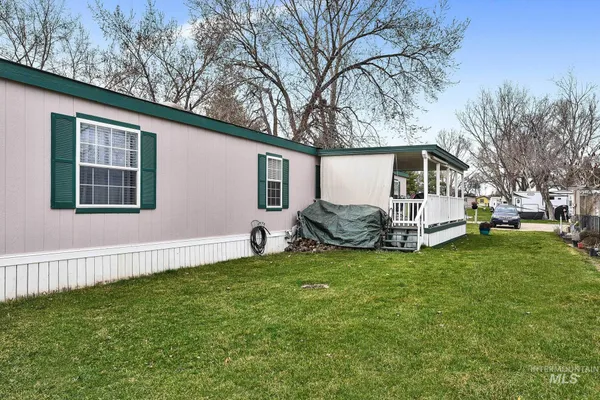 $130,000 | 4030 River Resort Drive, Unit 20, Homedale, ID 83628