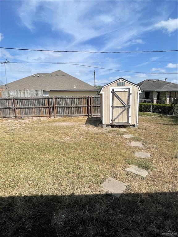 2306 Ocaso Road Mission, TX 78572 - Photo 10 of 12 a view of a big room with an empty space