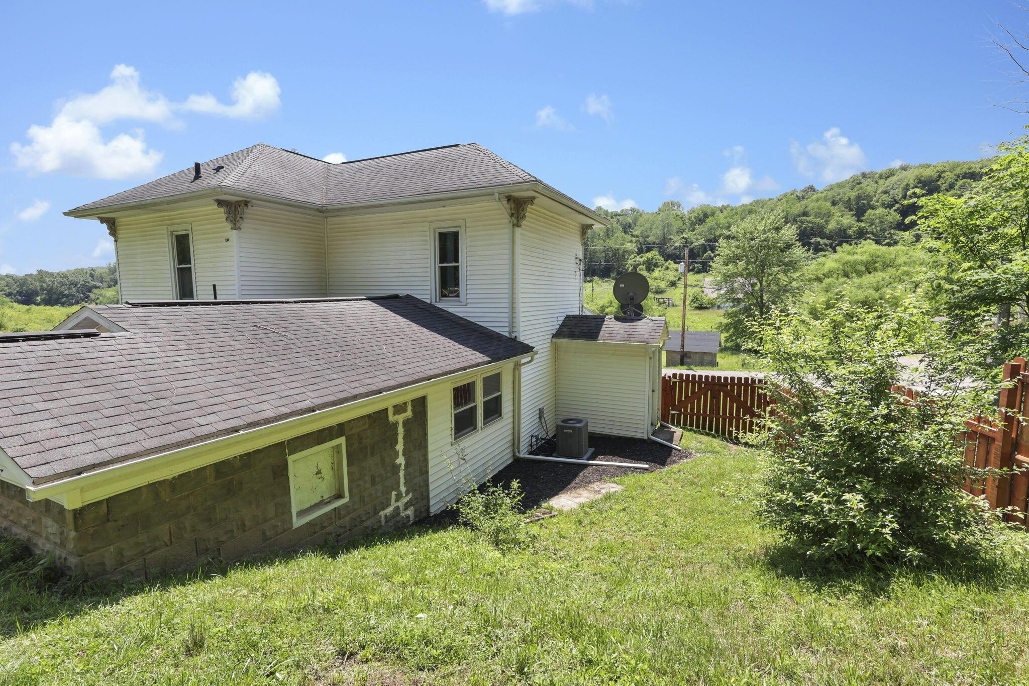 6228 Patton Road Northeast Newark, OH 43055 - Photo 36 of 55 57-web-or-mls-011A6729