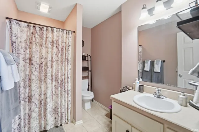 $189,900 | 1918 Beechmont Drive, Fort Wayne, IN 46825