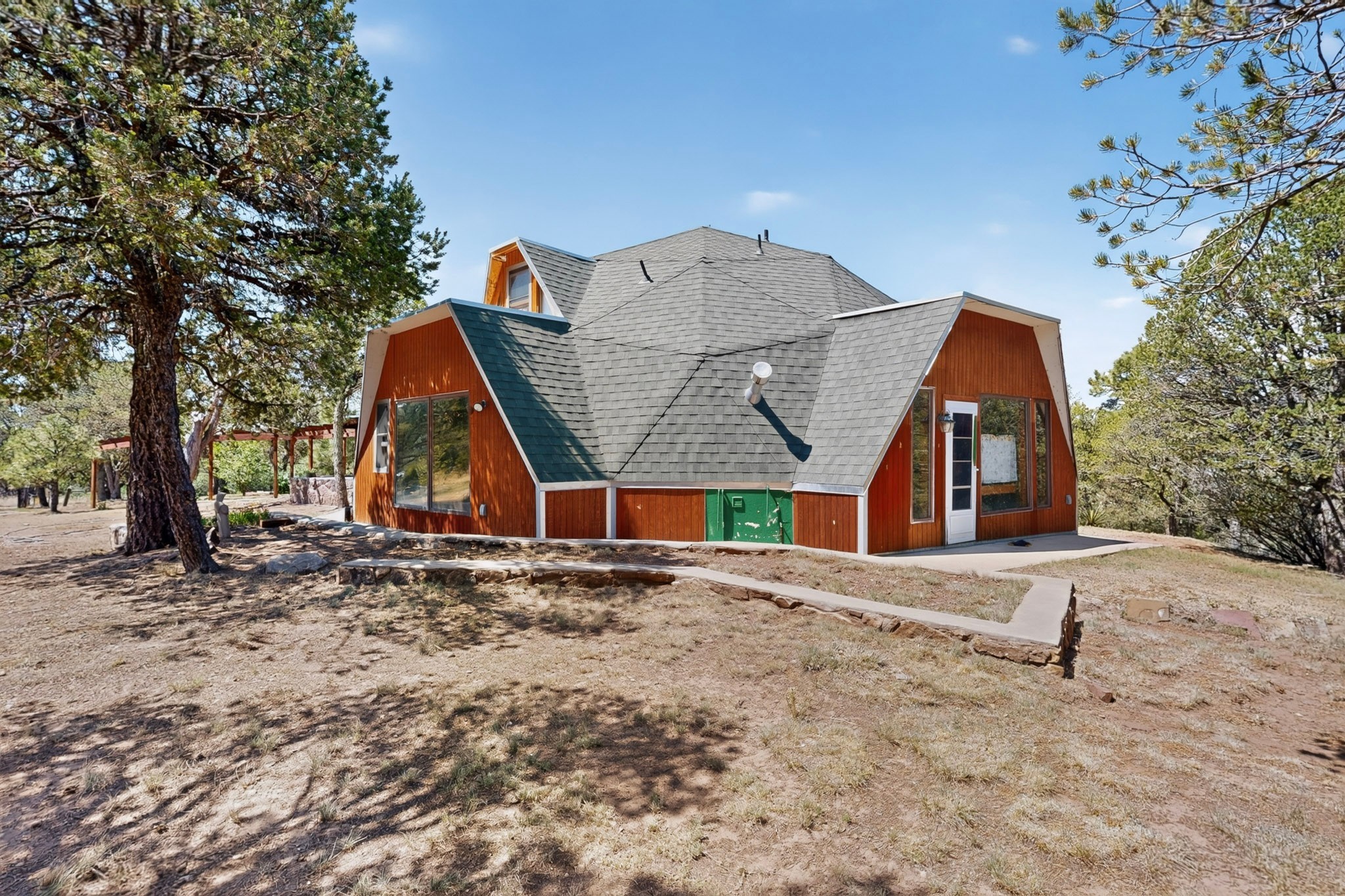 61 Coyote Road Las Vegas, NM 87701 - Photo 3 of 49
