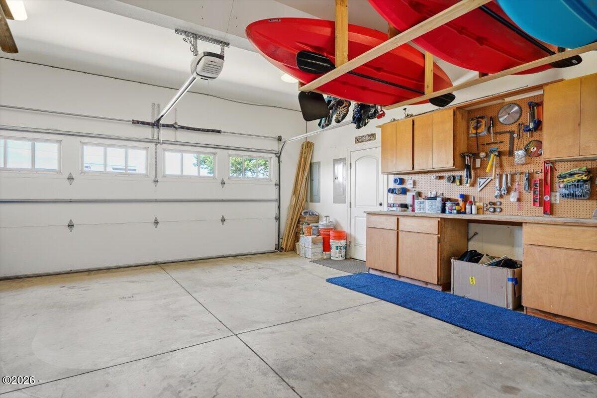 811 Southwest 12th Street Newport, OR 97365 - Photo 73 of 85