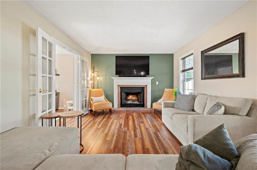 5010 Oak Point Drive McKees Rocks, PA 15136 - Photo 13 of 37