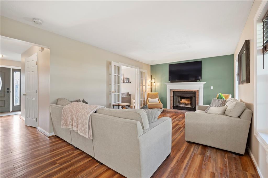 5010 Oak Point Drive McKees Rocks, PA 15136 - Photo 16 of 37