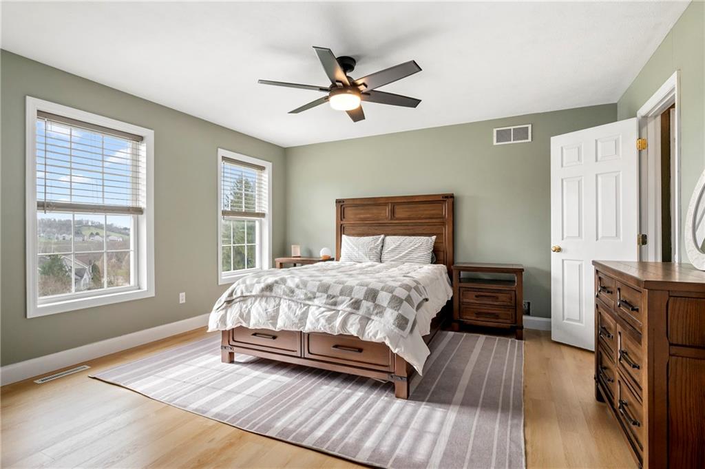 5010 Oak Point Drive McKees Rocks, PA 15136 - Photo 18 of 37