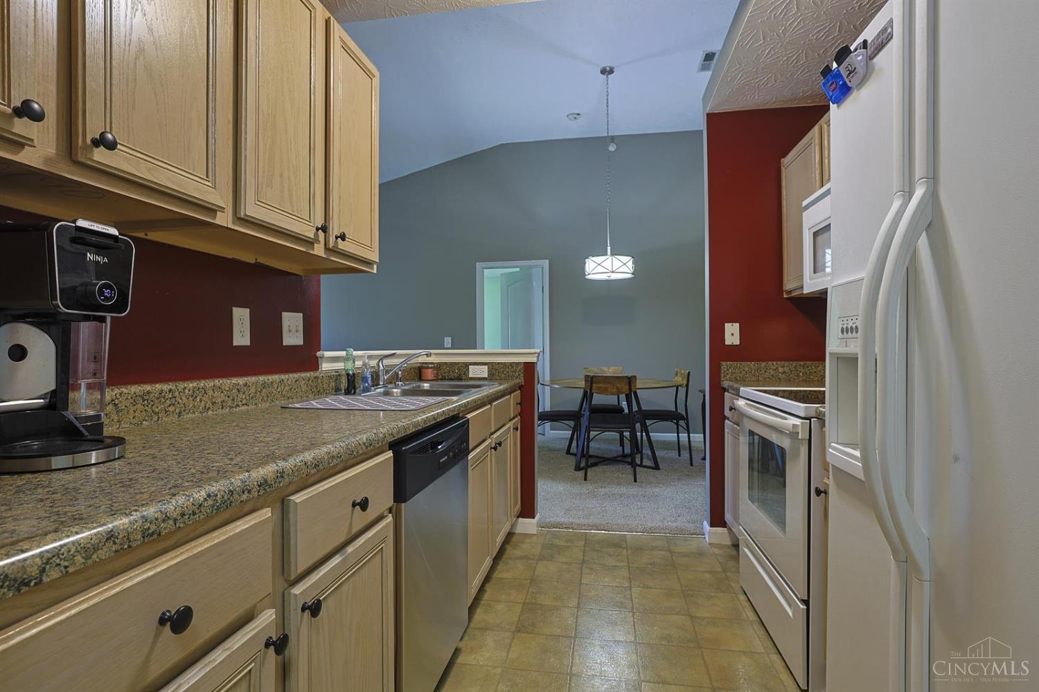 3408 North Bend Road, Unit 12 Cincinnati, OH 45247 - Photo 16 of 29 Gallery Image 16