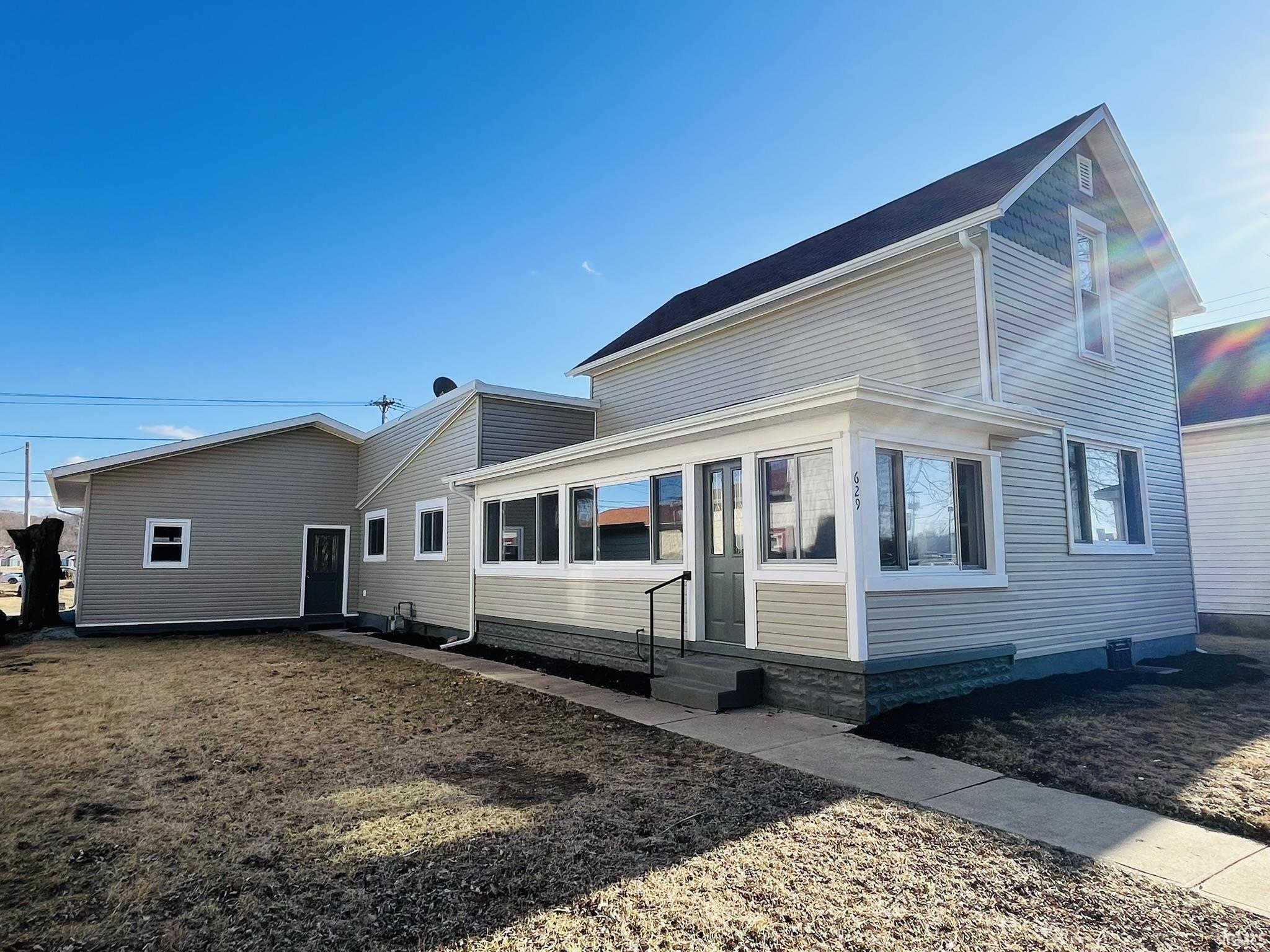 629 West 3rd Street Peru, IN 46970 - Photo 3 of 36 Gallery Image 3