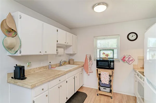 $325,000 | 2713 11th Avenue West, Bradenton, FL 34205