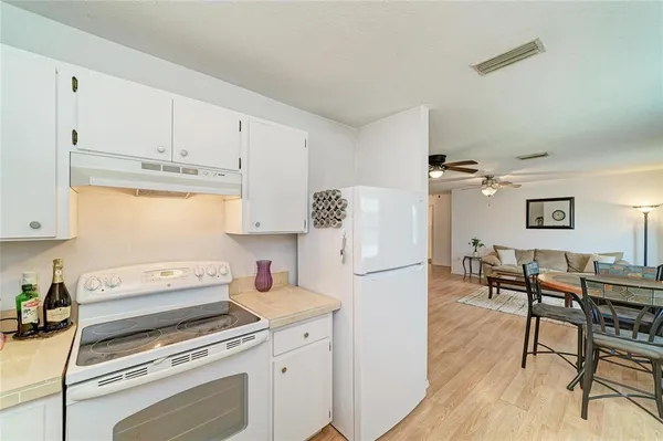 $325,000 | 2713 11th Avenue West, Bradenton, FL 34205