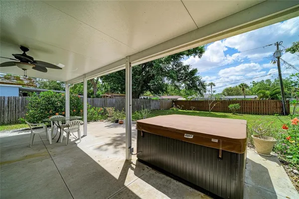 $325,000 | 2713 11th Avenue West, Bradenton, FL 34205