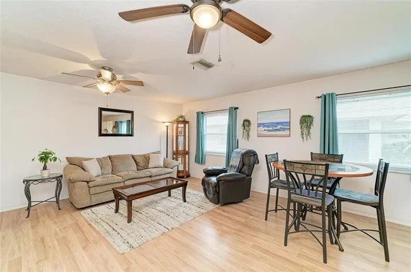 $325,000 | 2713 11th Avenue West, Bradenton, FL 34205