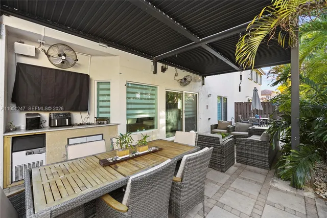 $6,300 | 11243 Northwest 58th Terrace, Unit 1, Doral, FL 33178