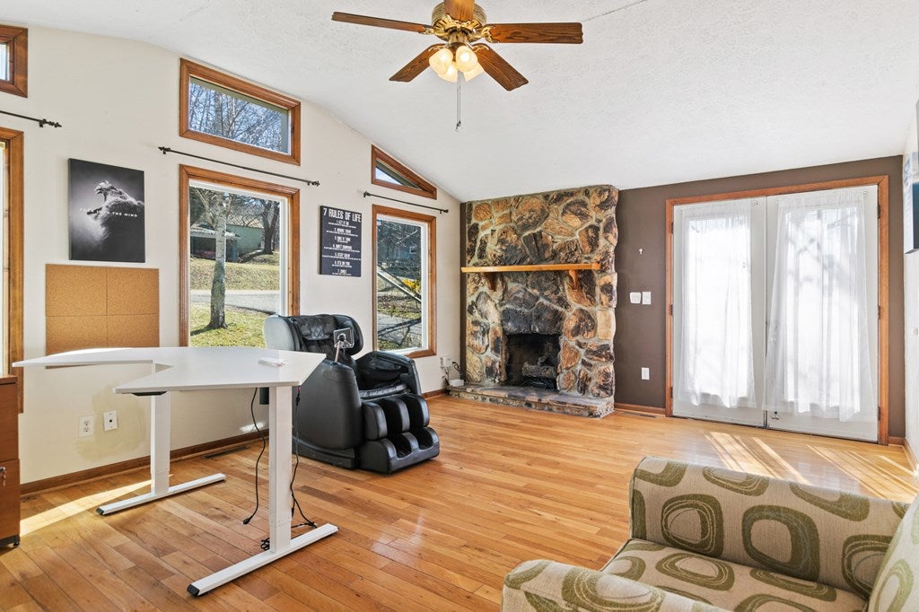 2090 Castleton Road Max Meadows, VA 24360 - Photo 25 of 40 Gallery Image 25