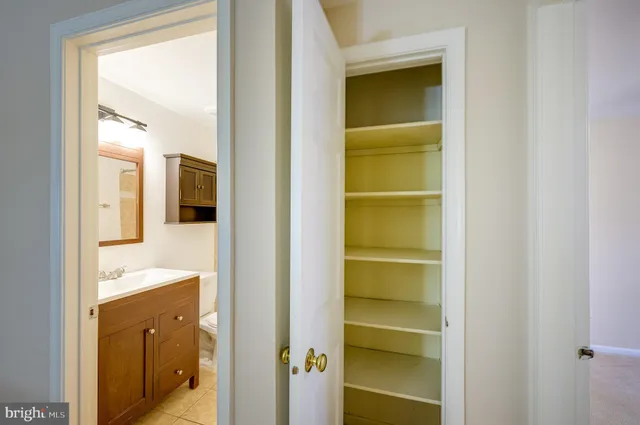 $2,900 | 1831 Tufa Terrace, Silver Spring, MD 20904