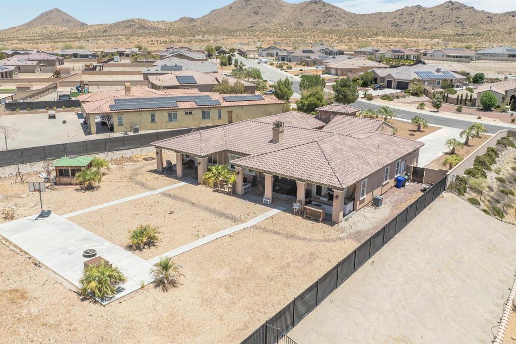 19506 Arcata Road Apple Valley, CA 92307 - Photo 30 of 34 Oversized backyard with plenty of room for outdoor living and gatherings