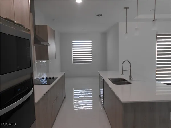 $2,500 | 6033 Kumquat Circle, LaBelle, FL 33935