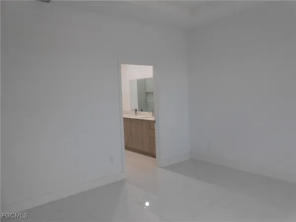 $2,500 | 6033 Kumquat Circle, LaBelle, FL 33935