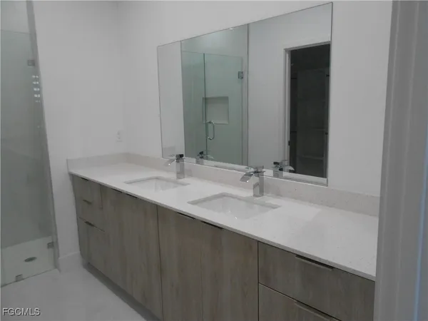 $2,500 | 6033 Kumquat Circle, LaBelle, FL 33935