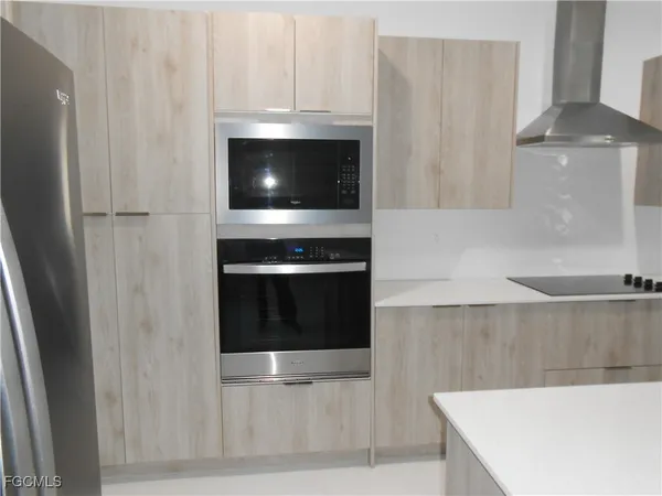 $2,500 | 6033 Kumquat Circle, LaBelle, FL 33935