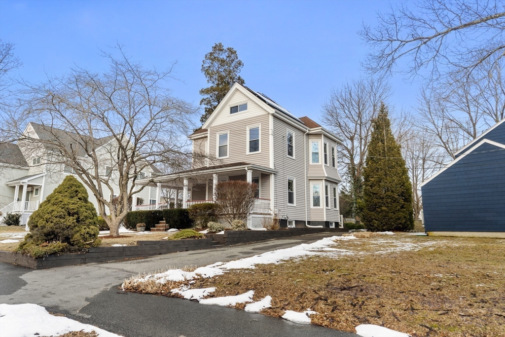 158 Dale Street Dedham, MA 02026 - Photo 2 of 28