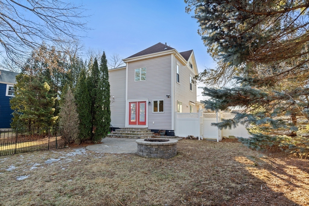 158 Dale Street Dedham, MA 02026 - Photo 25 of 28