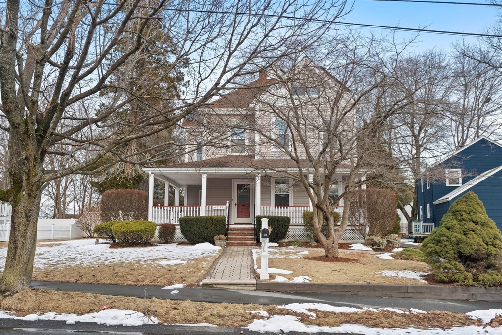 158 Dale Street Dedham, MA 02026 - Photo 3 of 28