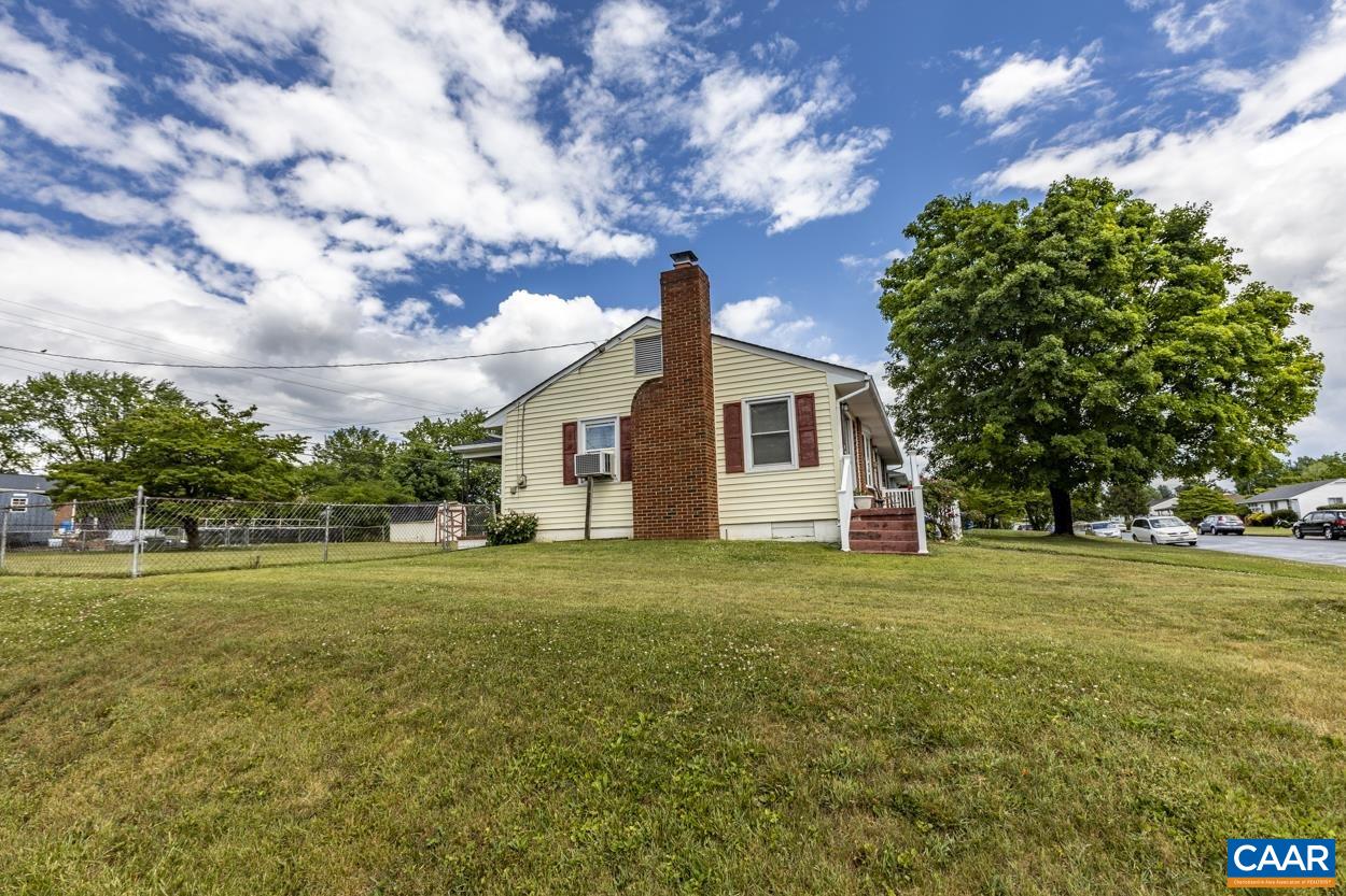 51 Link Road Waynesboro, VA 22980 - Photo 6 of 75 Gallery Image 6
