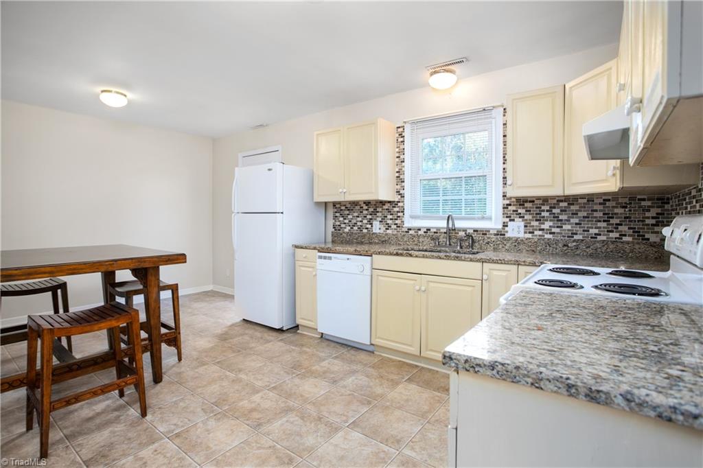 1096 Ralph Boyles Road King, NC 27021 - Photo 14 of 29