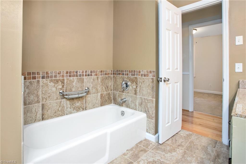 1096 Ralph Boyles Road King, NC 27021 - Photo 17 of 29